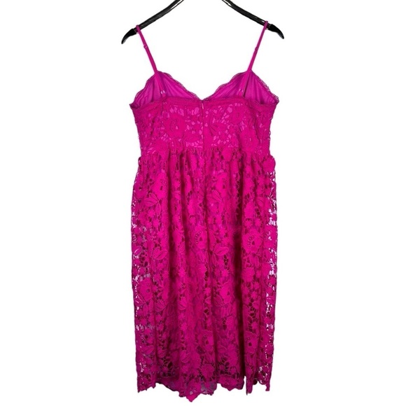 BOOHOO OCCASION HOT PINK STRAPPY CROCHET LACE V-NECK SKATER MIDI COCKTAIL DRESS - Picture 3 of 11